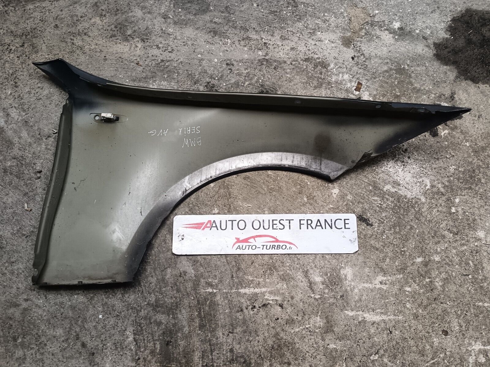 AILE AVANT GAUCHE BMW SERIE 1 E87 REFERENCE: 41357133227