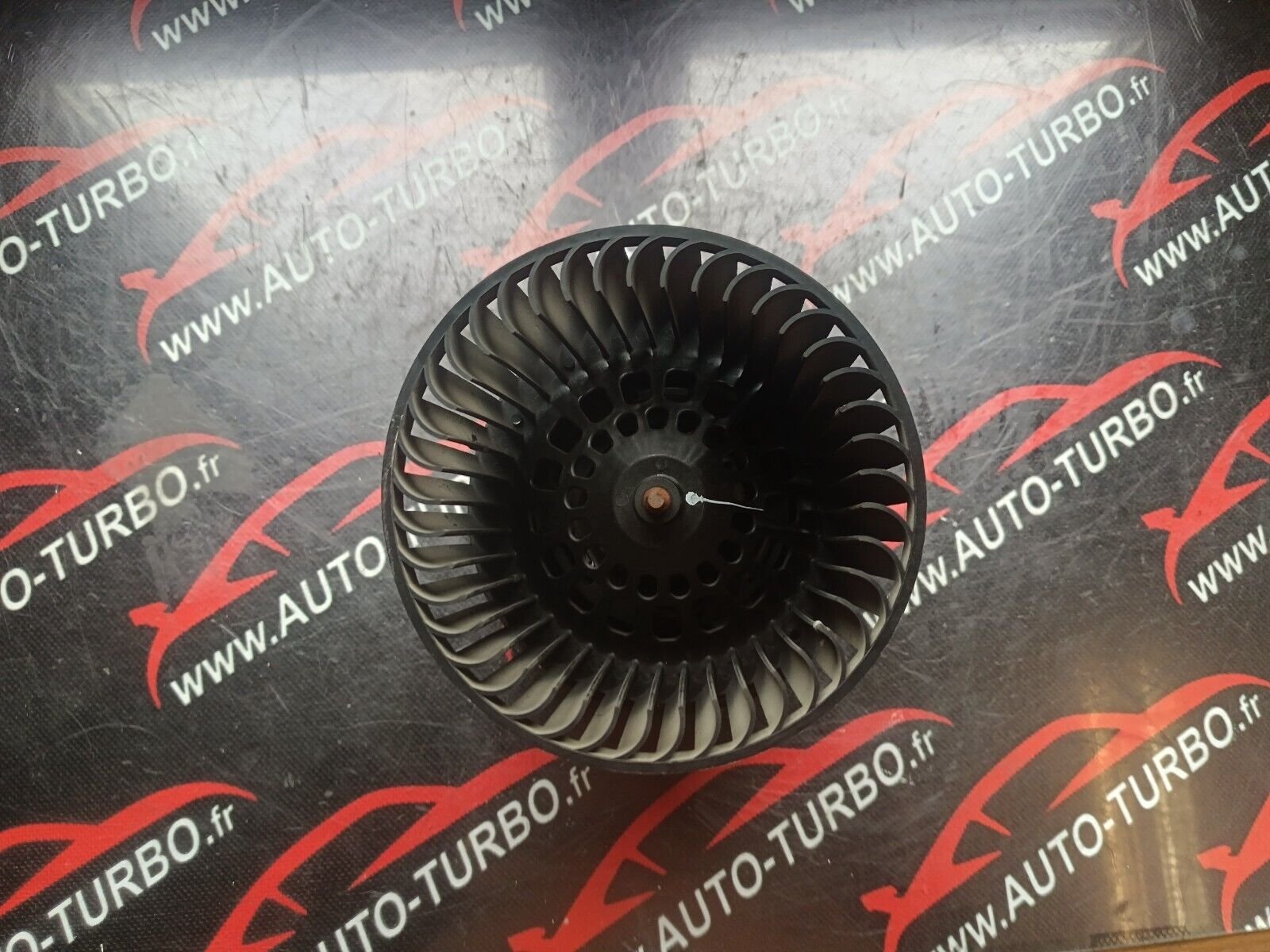 PULSEUR D'AIR PEUGEOT 2008 1.6HDI  REFERENCE: NN108411U