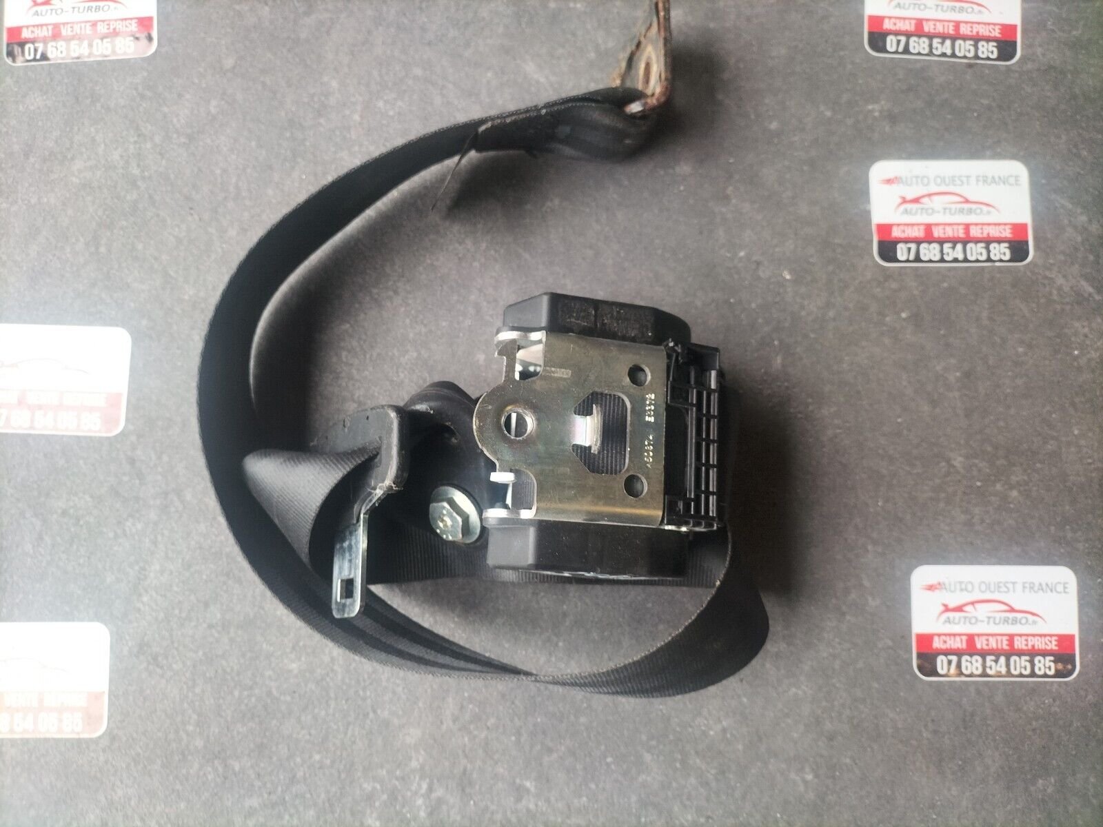 CEINTURE DE SECURITE ARRIERE GAUCHE RENAULT SCENIC III 888410017R