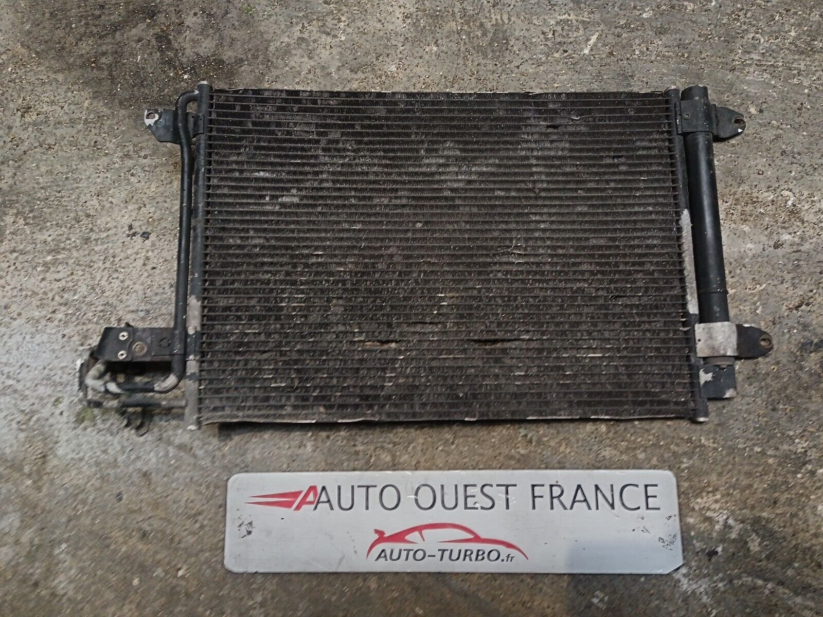 RADIATEUR CLIMATISATION VOLKSWAGEN GOLF V REFERENCE: 1K0820411