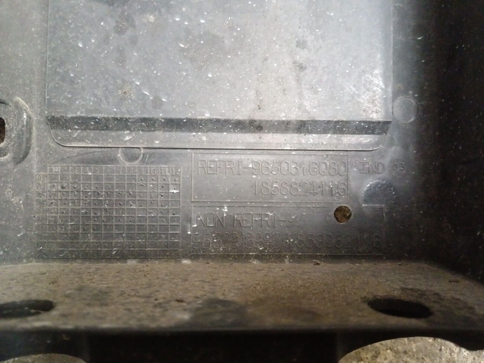 SUPPORT RADIATEUR CITROEN C4 REFERENCE: 9658574780