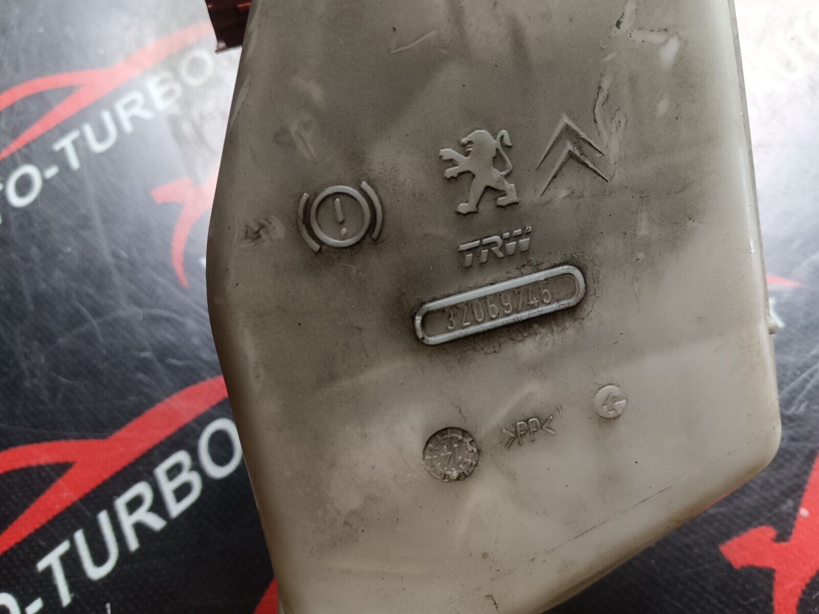 POMPE DE FREINAGE PEUGEOT 2008 1.6HDI 110CH REFERENCE: 32069745