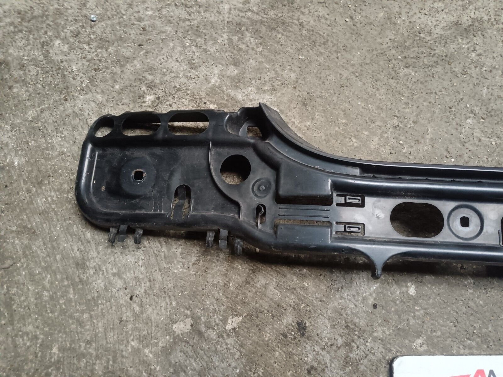 SUPPORT PARE CHOCS ARRIERE BMW 525 E60 REFERENCE: 7056343