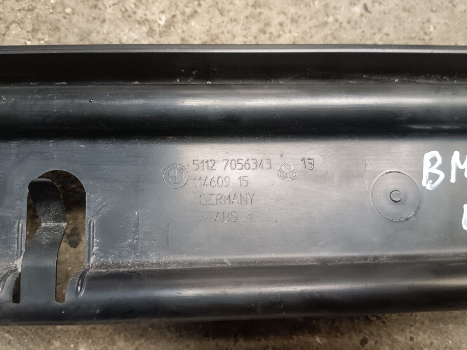 SUPPORT PARE CHOCS ARRIERE BMW 525 E60 REFERENCE: 7056343