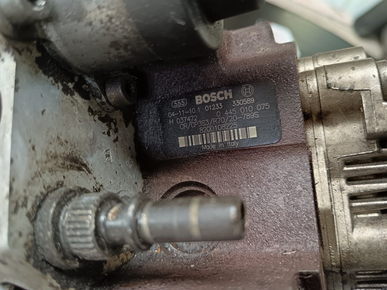 POMPE D'INJECTION RENAULT MEGAN 1.9DCI REFERENCE: 0445010075