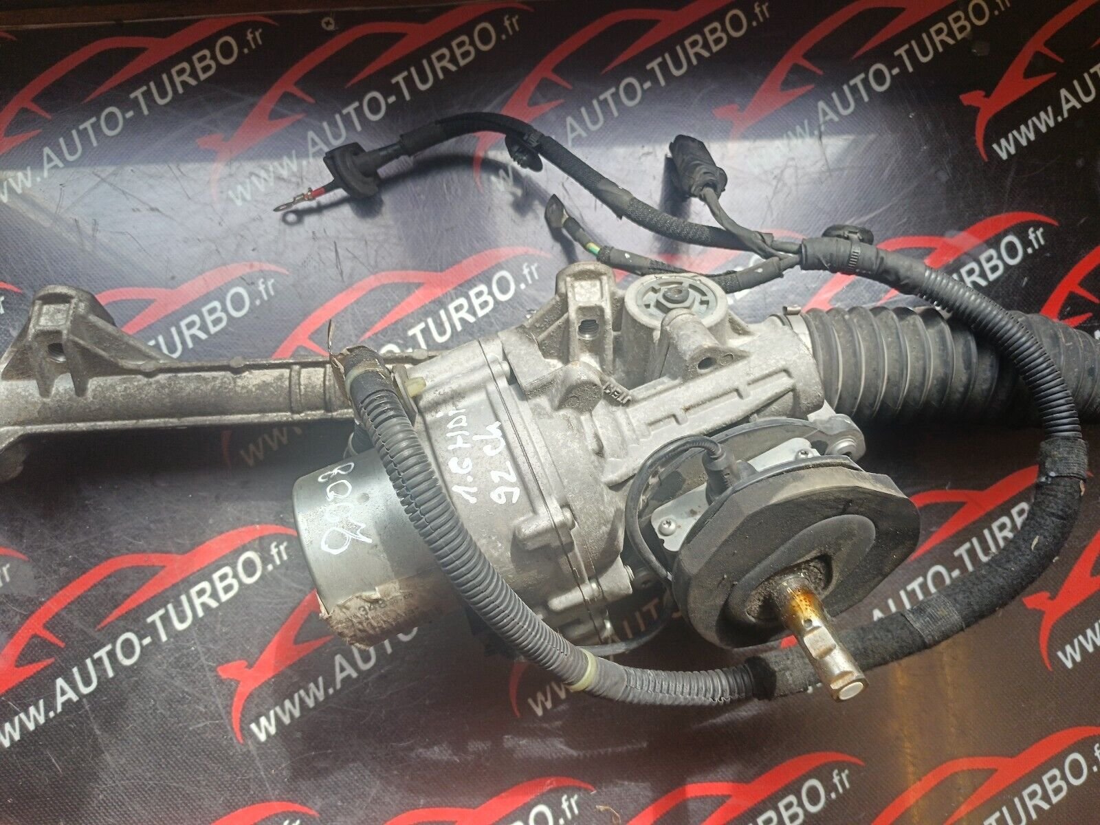 CREMAILLERE ASSISTEE PEUGEOT 2008 1.6HDI 110CH REFERENCE: 9807934880