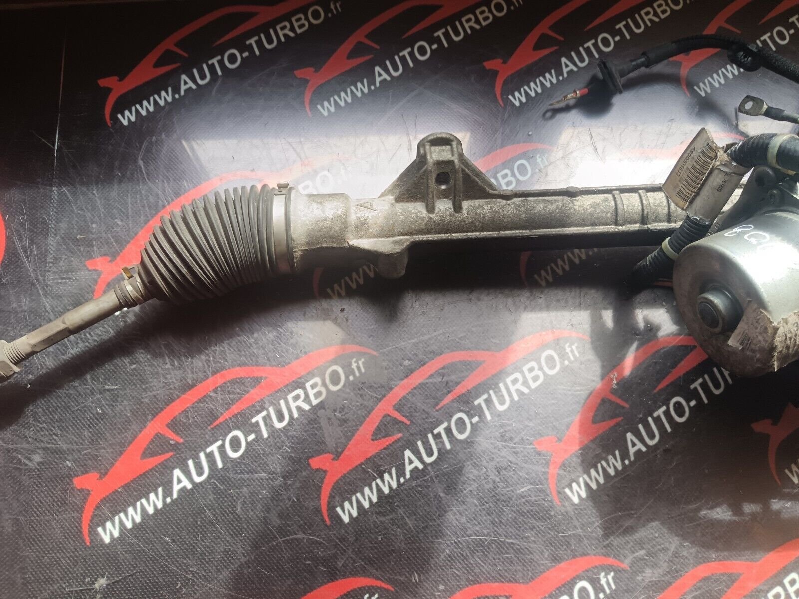 CREMAILLERE ASSISTEE PEUGEOT 2008 1.6HDI 110CH REFERENCE: 9807934880