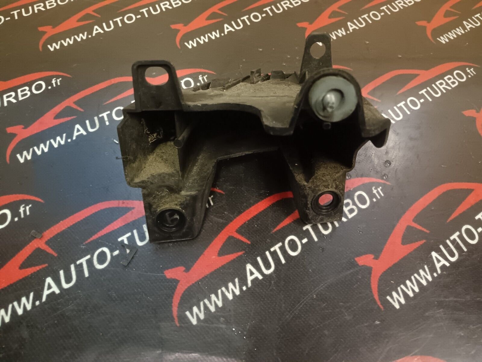 SUPPORT ARRIERE DROIT CITROEN C4