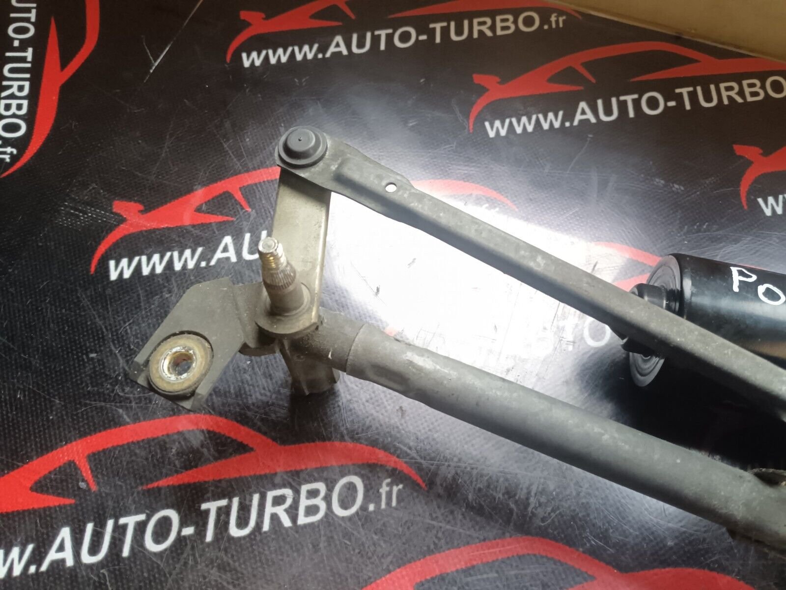 MECHANISME ESSUIE GLACE AVANT VOLKSWAGEN POLOIII REFERENCE: 0390241180