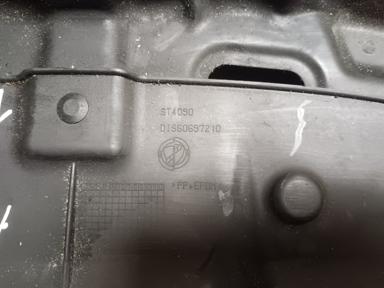 TRAVERSE SUPERIEURE ALFA ROMEO 159 REFERENCE: 60697210