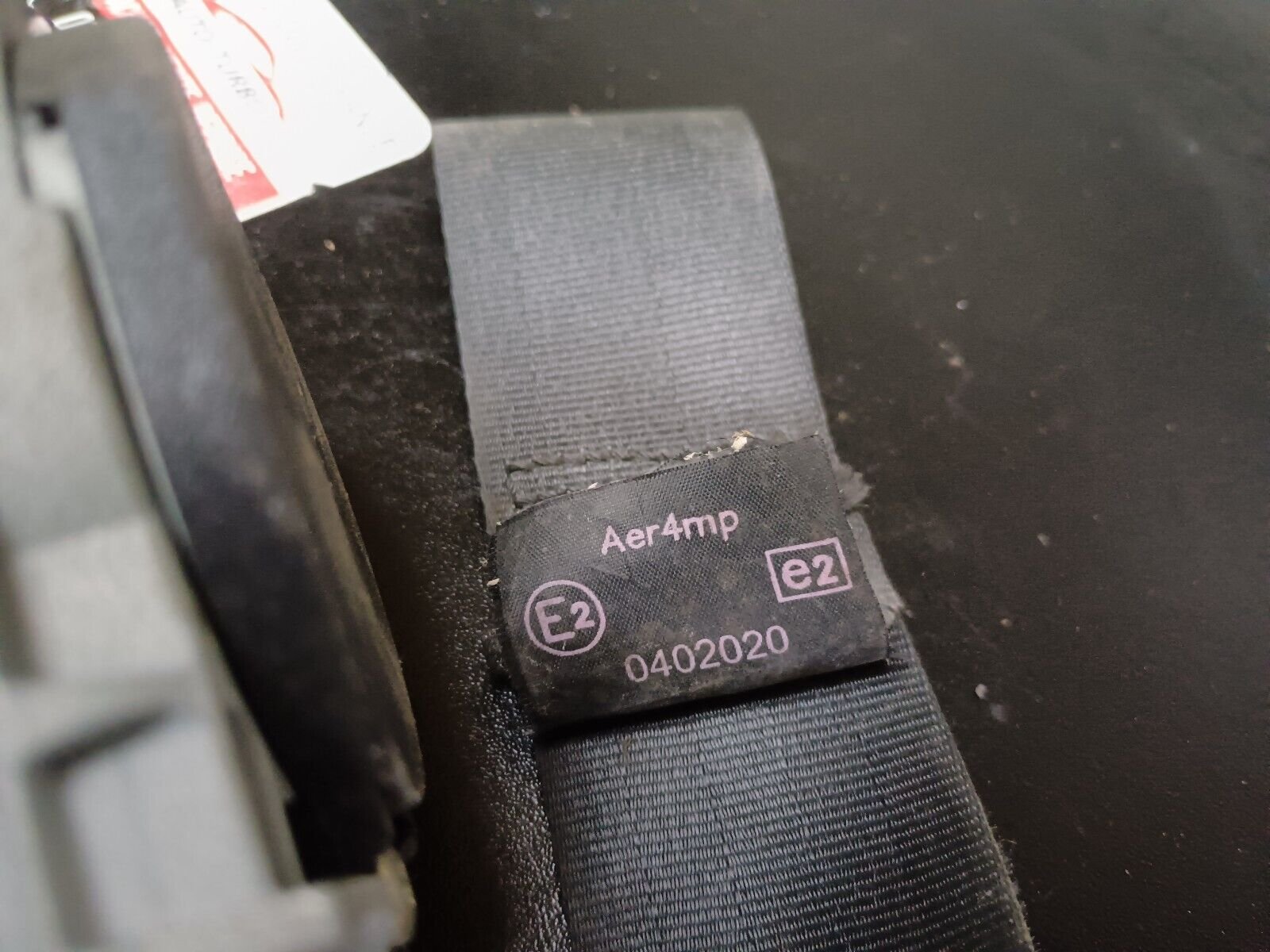 CEINTURE DE SECURITE AVANT DROIT  307cc 2.0L 136CH ESSENCE REFERENCE: 8975J2