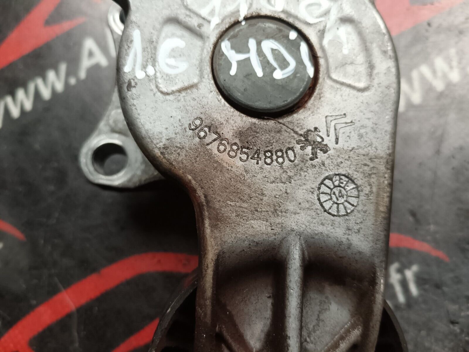 GALET TENDEUR PEUGEOT 2008 1.6HDI 110CH REFERENCE: 9676854880