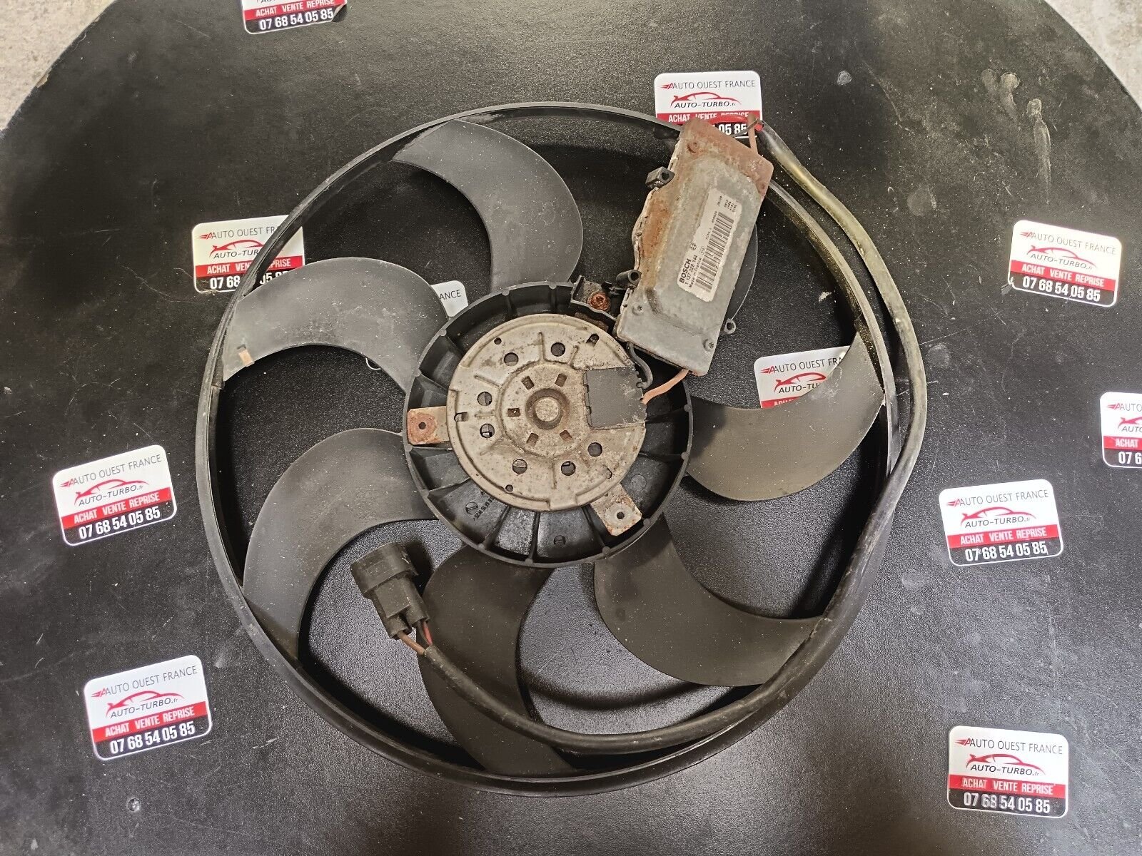 VENTILATEUR MOTEUR BMW SERIE 1 ESSENCE REFERENCE: 1137328144