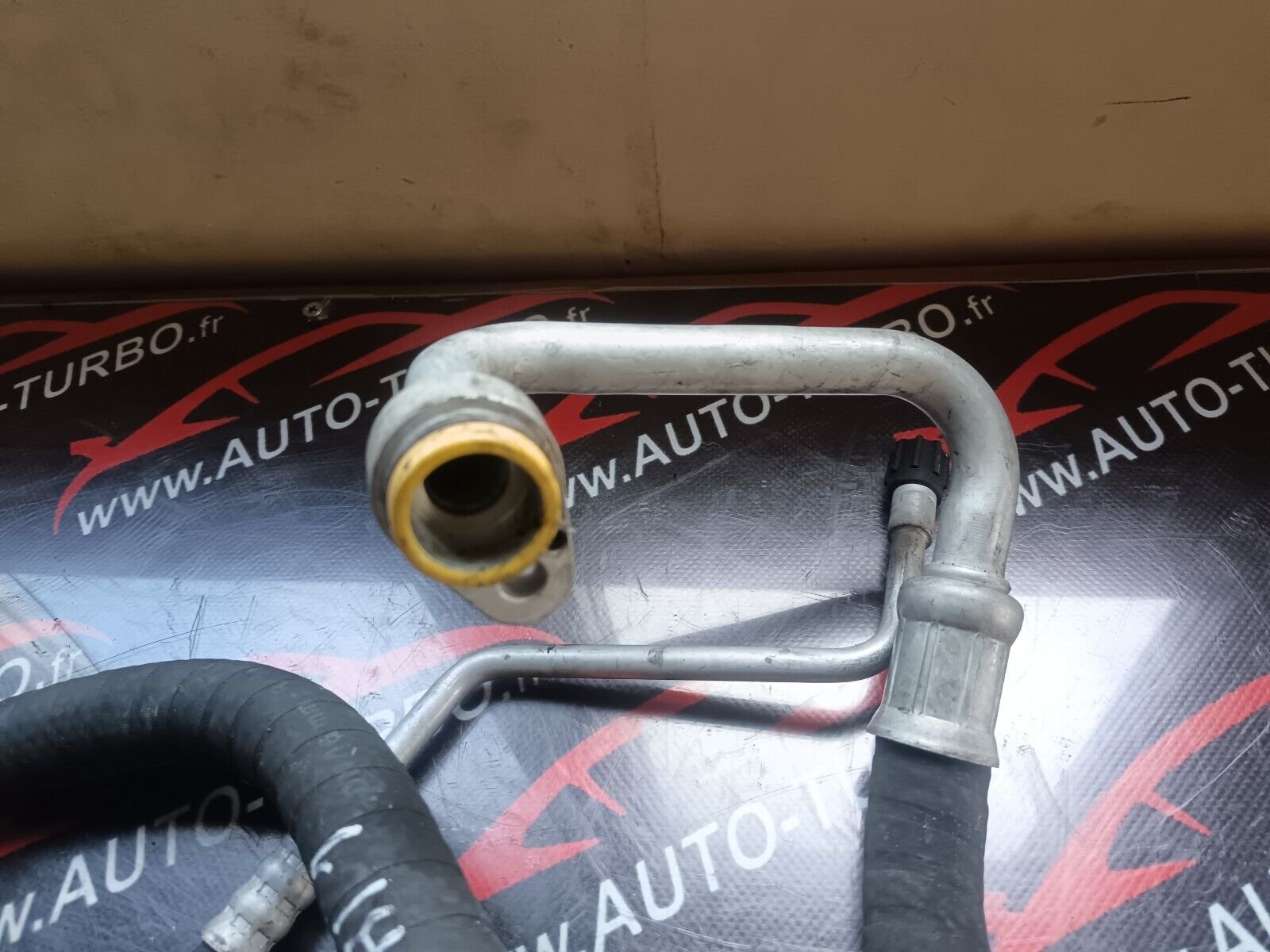 TUYAU DE CLIMATISATION BMW SERIE 1 REFERENCE: 64536989309