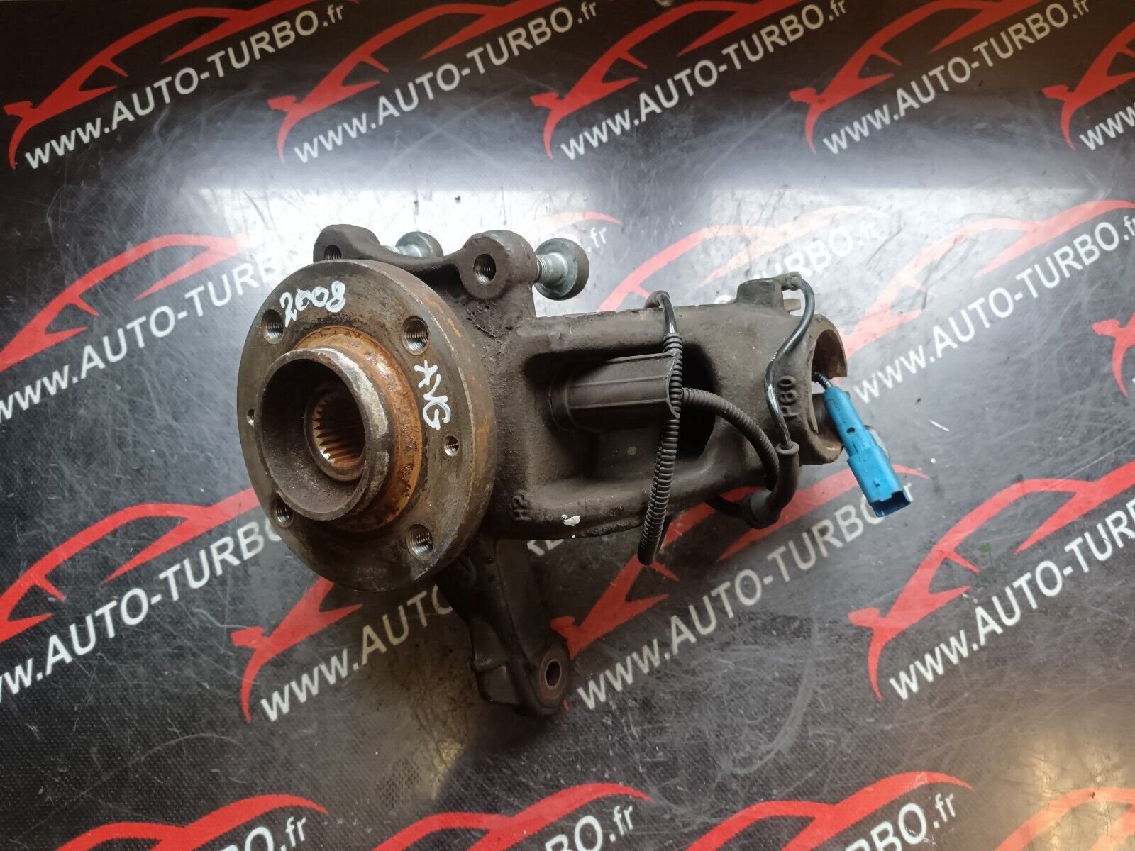 MOYAUX AVANT  GAUCHE PEUGEOT 2008 1.6HDI 90CH REFERENCE: 9684134780