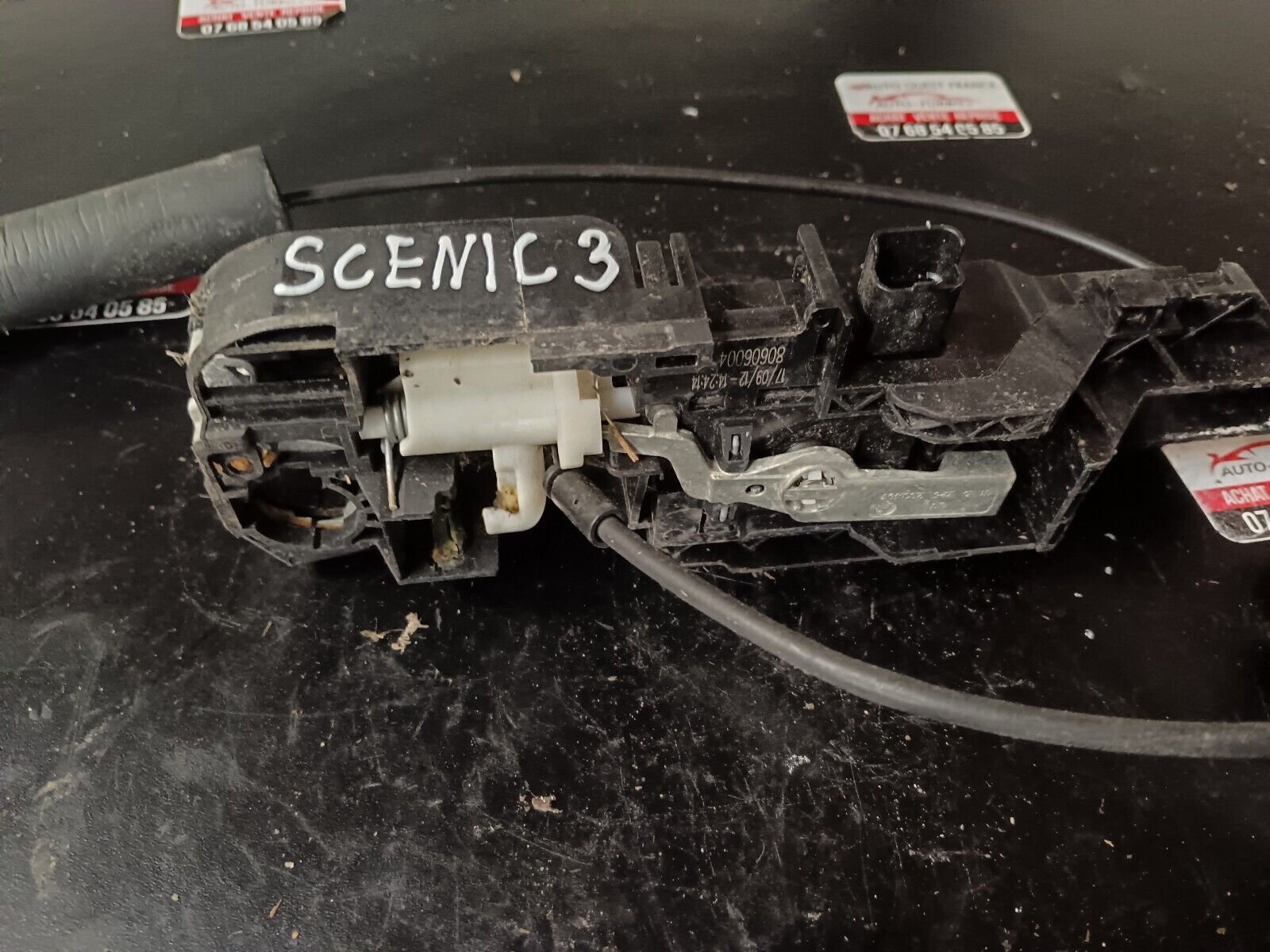 SERRURE DE PORTE AVANT DROIT RENAULT SCENIC 3 REFERENCE: 80606004