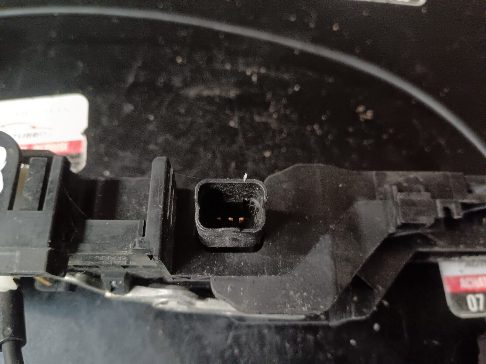 SERRURE DE PORTE AVANT DROIT RENAULT SCENIC 3 REFERENCE: 80606004