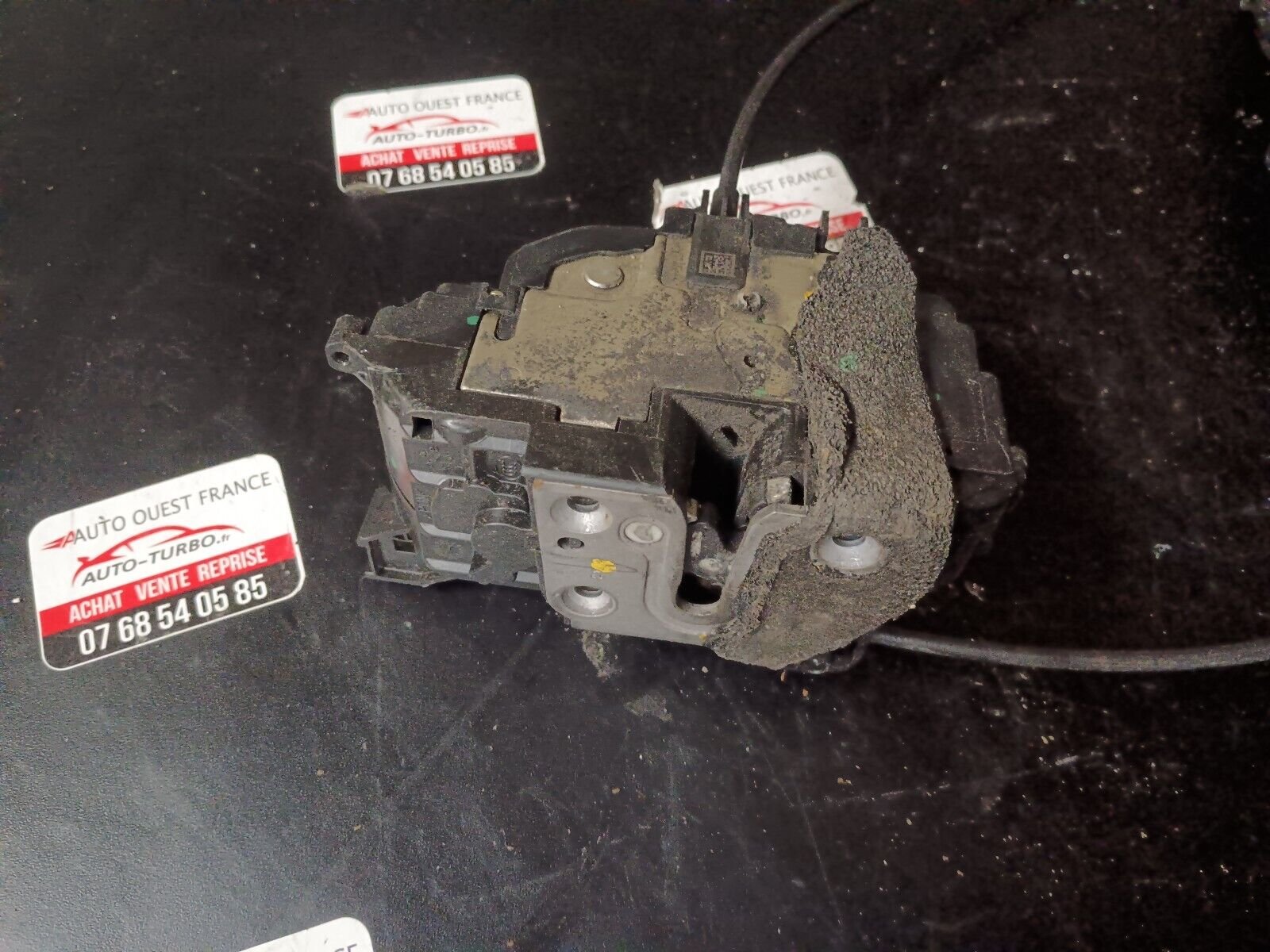 SERRURE DE PORTE AVANT DROIT RENAULT SCENIC 3 REFERENCE: 80606004