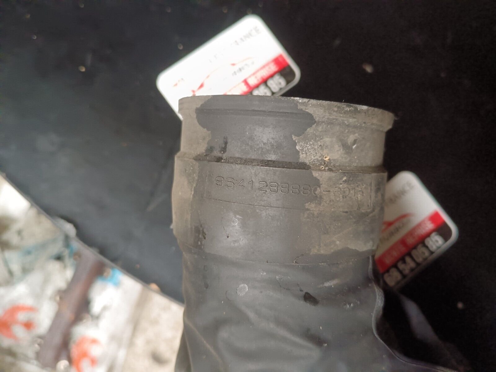 TUYAU DURITE D'AIR PEUGEOT 307cc REFERENCE: 9641288880