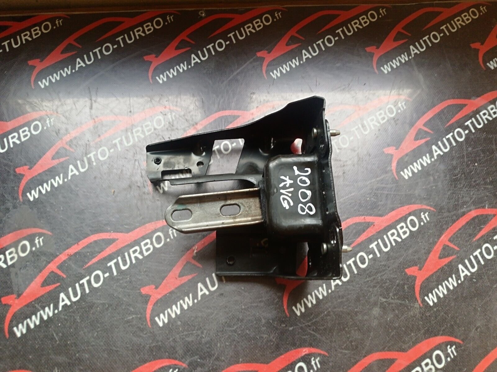 SUPPORT MOTEUR GAUCHE PEUGEOT 2008 1.6HDI 110CH REFERENCE: 9801521580