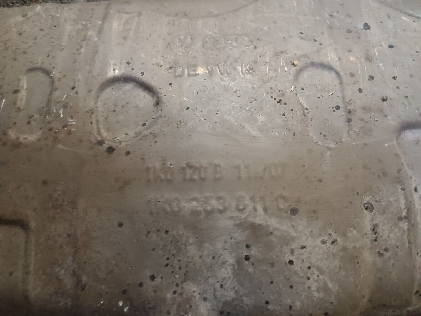 LIGNE D'ECHAPPEMENT VOLKSWAGEN EOS REFERENCE: 1K0253811