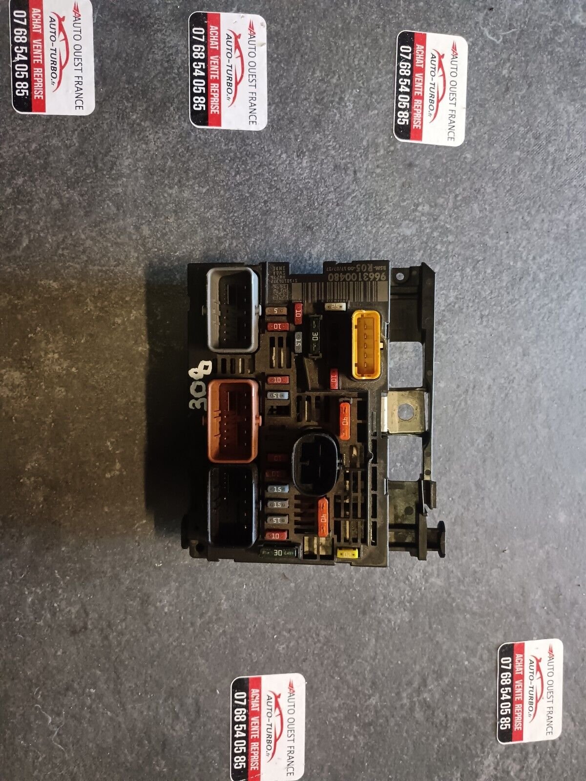 BOITE A FUSIBLE PEUGEOT 308 REFERENCE: 9663100480