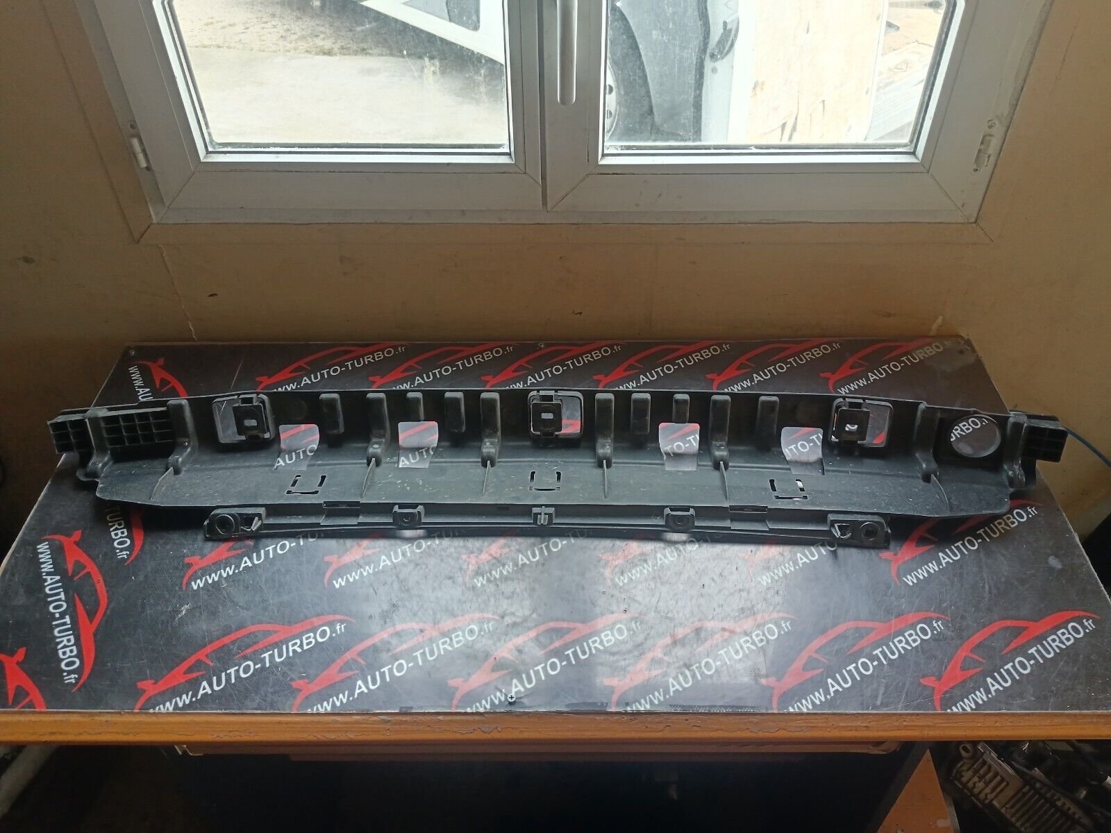 ABSORBEUR DE PARE CHOC ARRIERE PEUGEOT 2008 1.6HDI 110CH REFERENCE: 9678050980