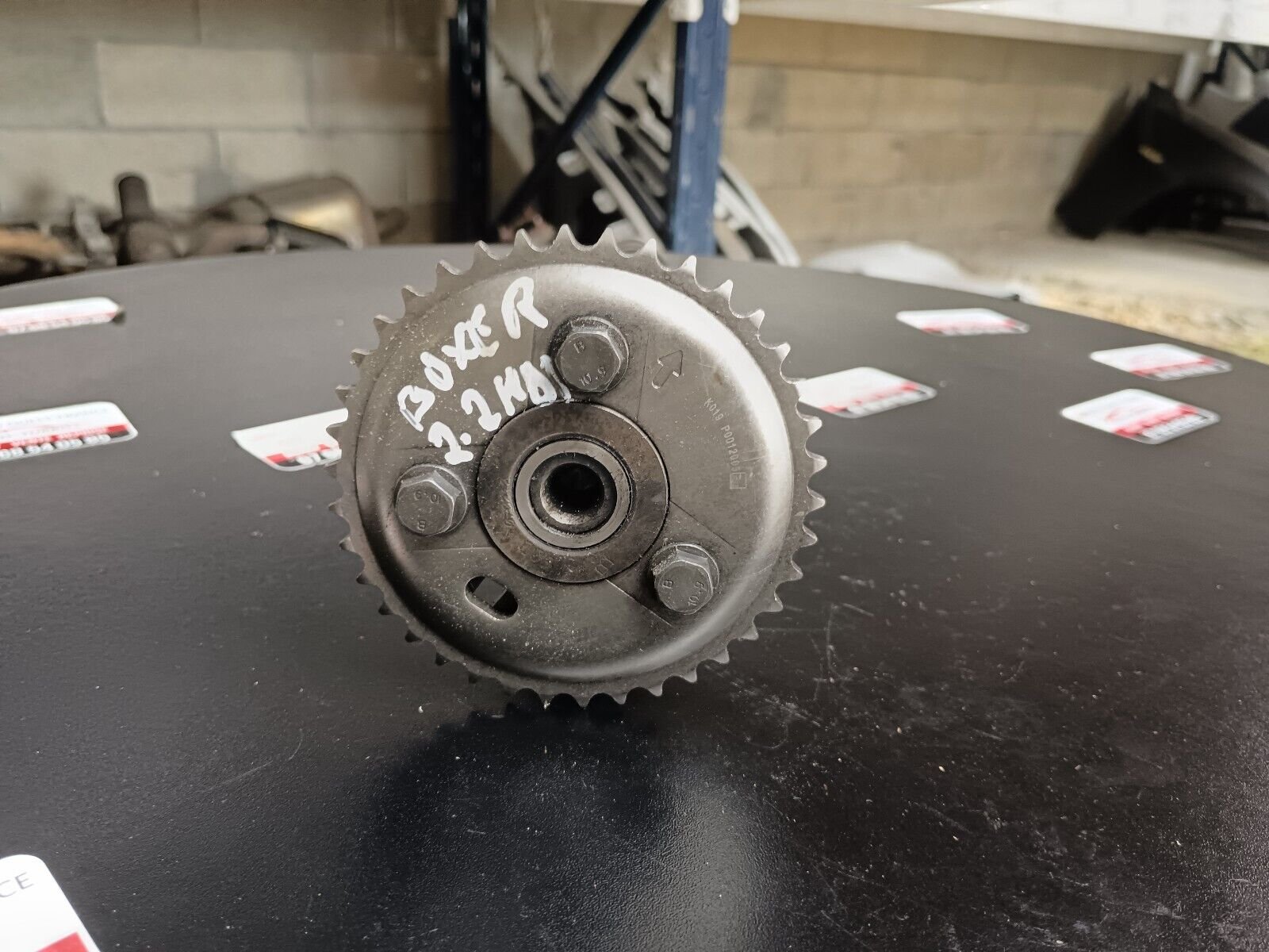 ARBRE A CAME AVEC POULIE BOXER JUMPER DUCATO 2.2HDI