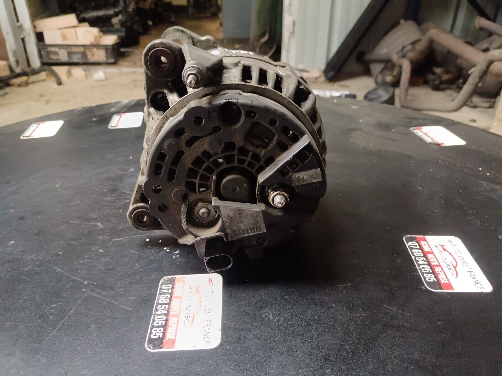 ALTERNATEUR VOLKSWAGEN GOLFV REFERENCE: 06F903023F