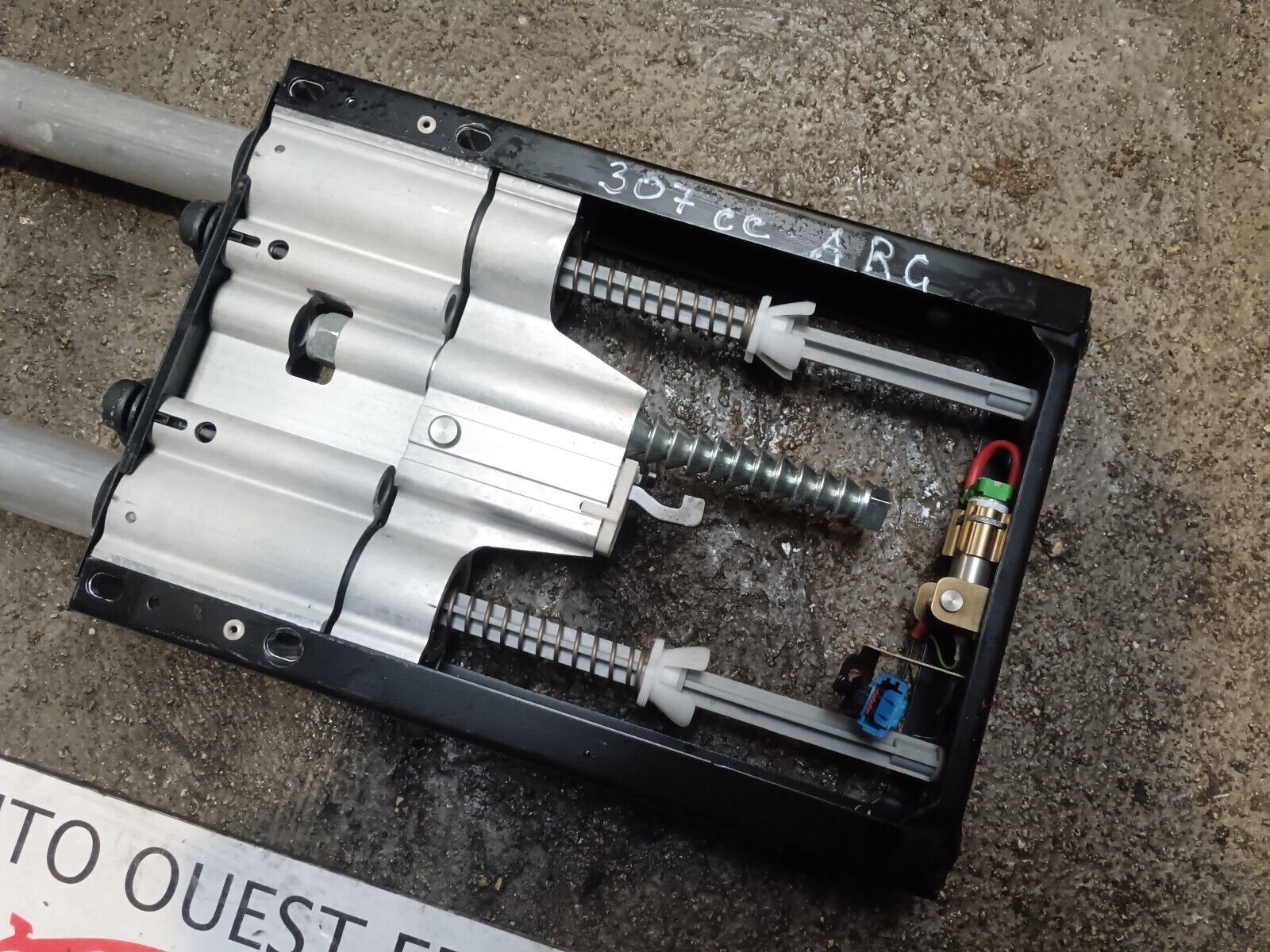 ARCEAU DE SECURITE PEUGEOT 307cc REFERENCE: 9643468680