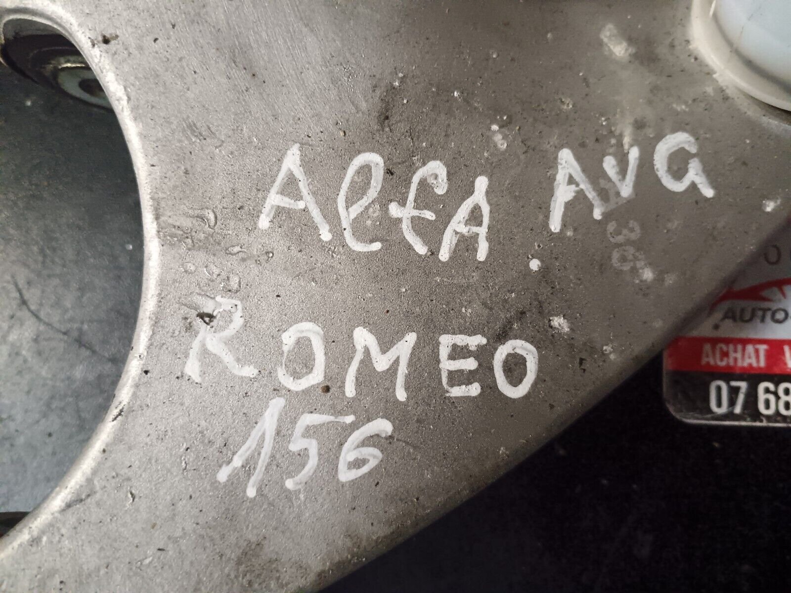 TRIANGLE DE SUSPENSION AVANT GAUCHE ALFA ROMEO 156 REFERENCE51834093