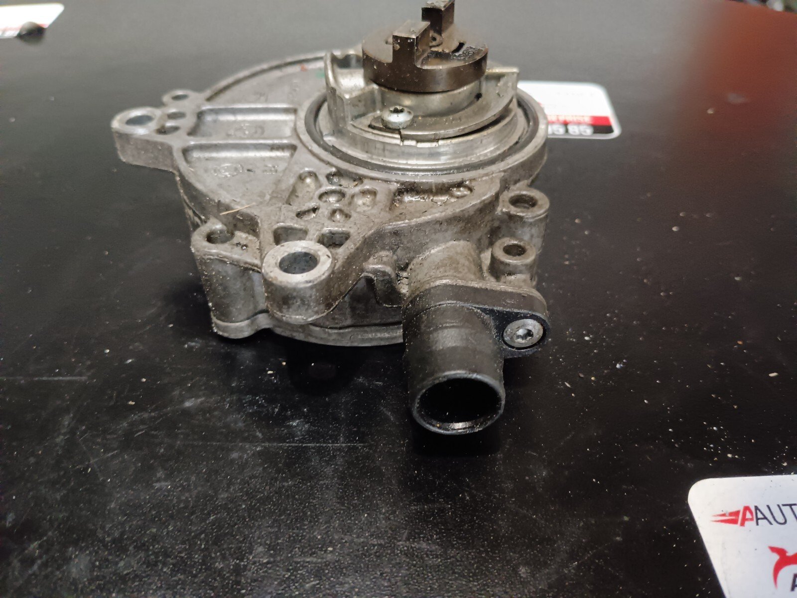 POMPE A VIDE FREINAGE BMW SERIE 1-3 REFERENCE: 0313337124