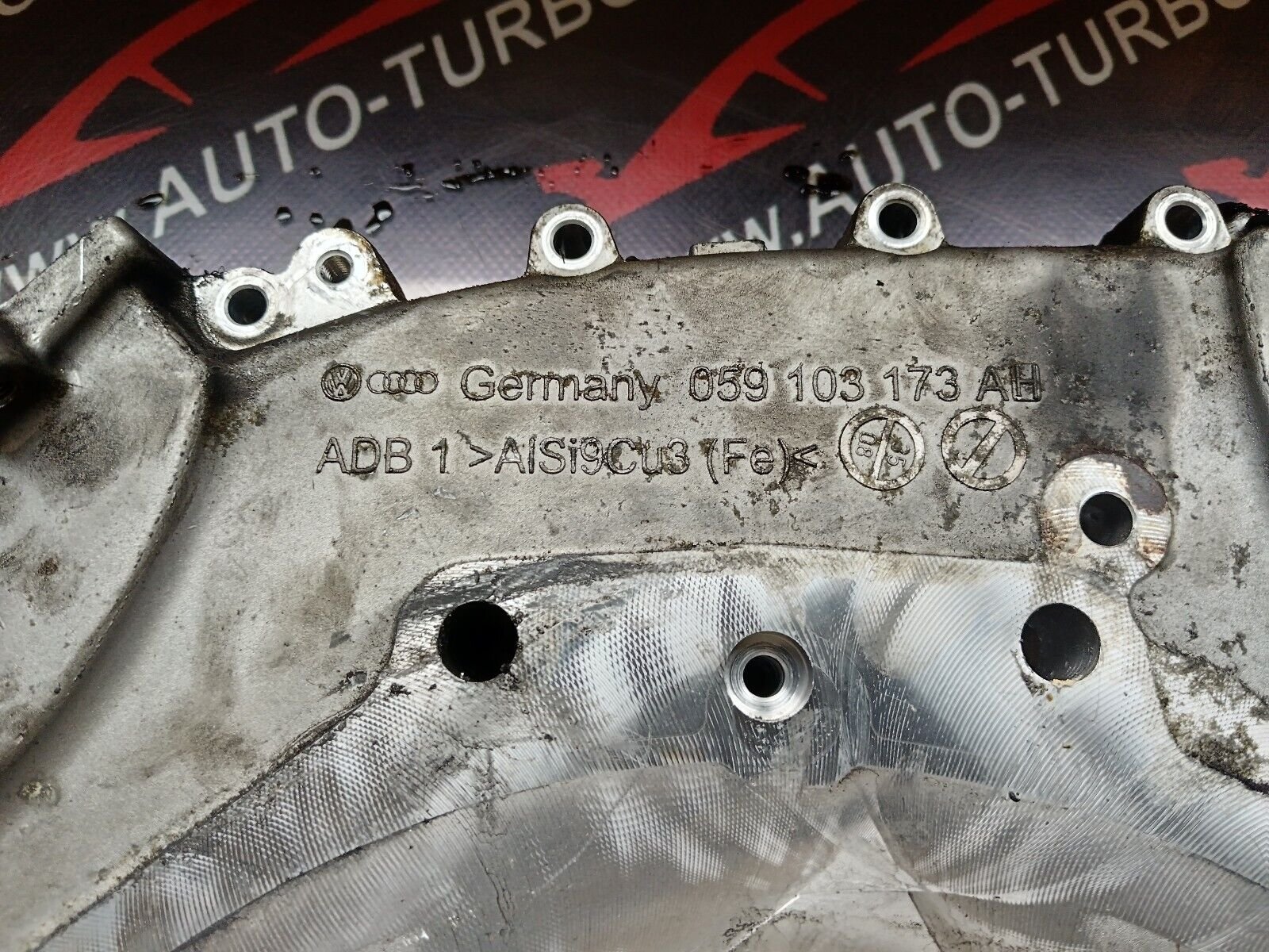 HOUSSE DE CHAINE AUDI A5 3.0TDI 245CH REFERENCE: 059103173