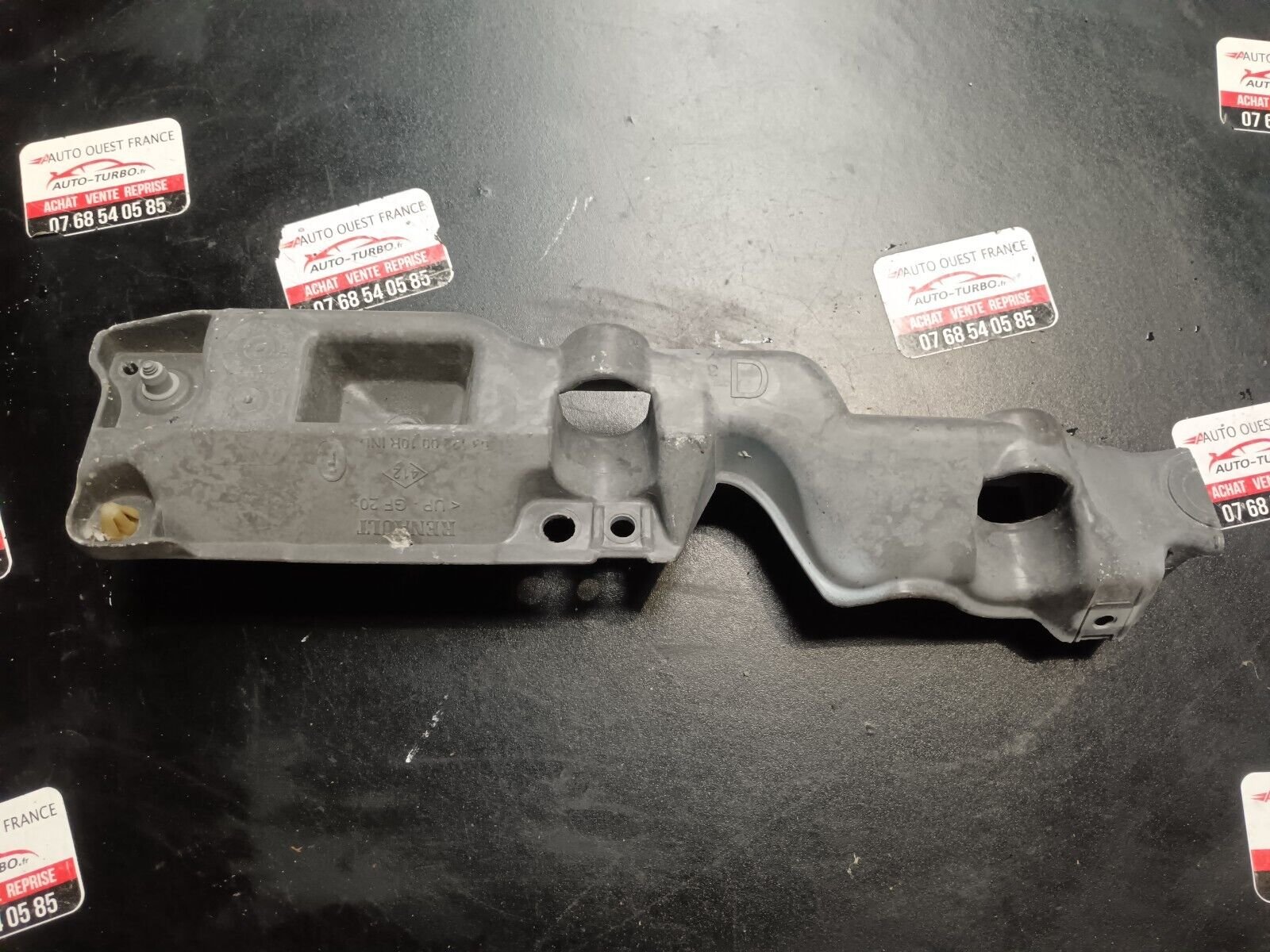 SUPPORT PARE CHOC AVANT DROIT RENAULT SCENIC 3 REFERENCE: 631220010