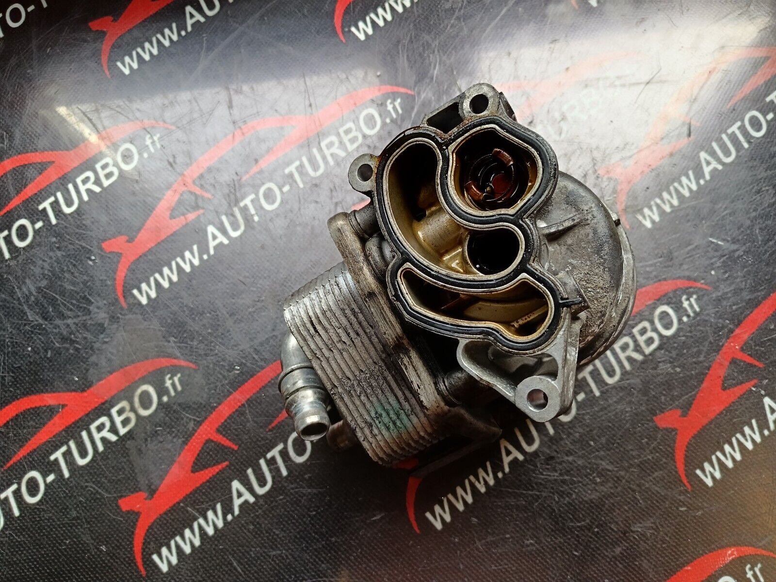 REFROIDISSEUR FILTRE A HUIL BMW SERIE 1 E87 120i REFERENCE: B8316000