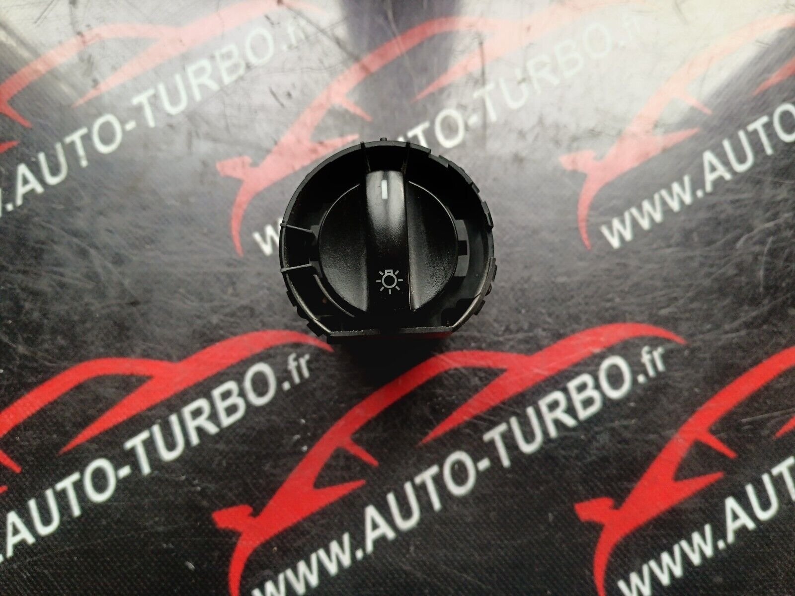 COMMANDE DE PHARE 6Q0941531B