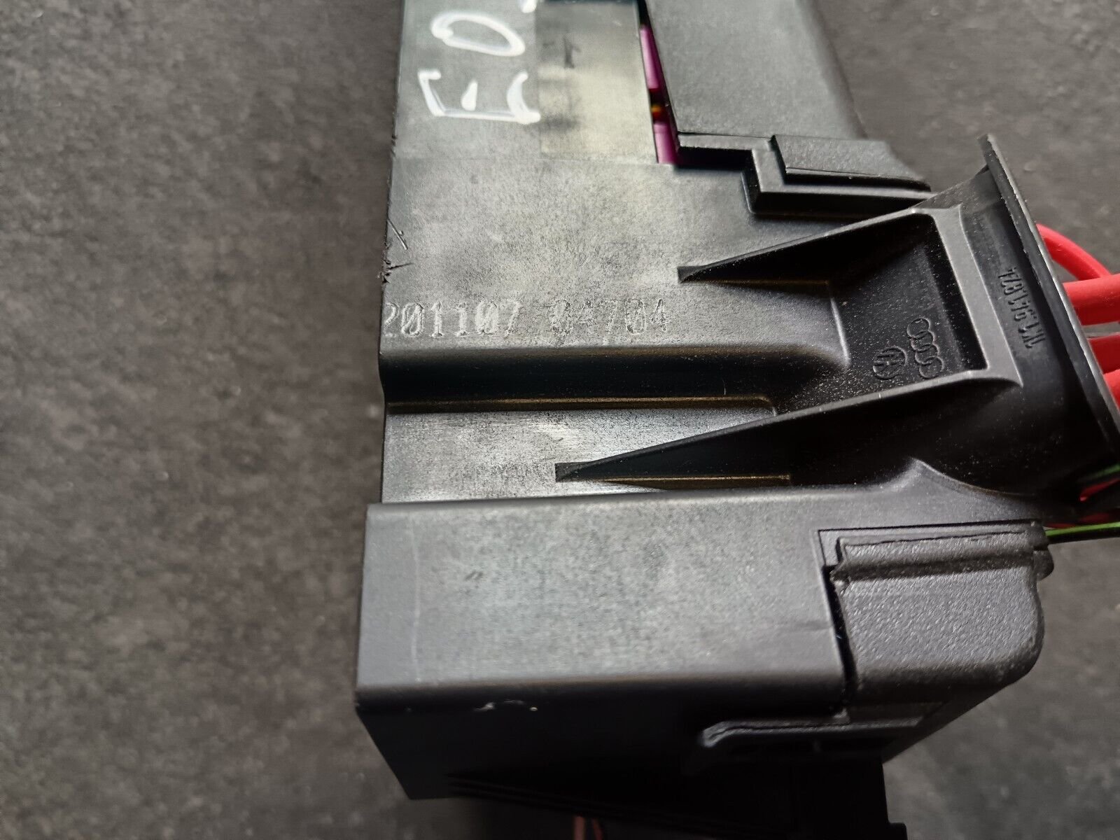 BOITIER FUSIBLES VOLKSWAGEN EOS, SEAT LEON REFERENCE: 1K1941824