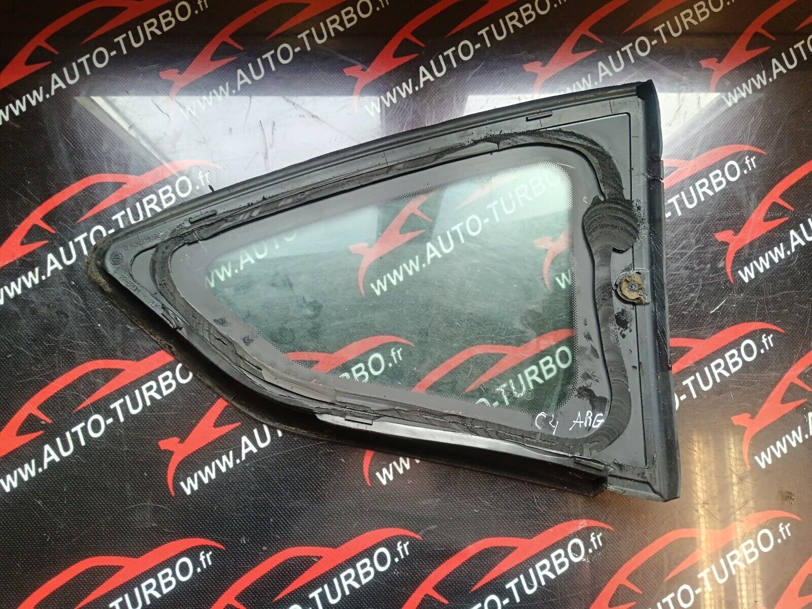 VITRE TRIANGULAIR ARRIERE GAUCHE CITROEN C4 REFERENCE: 9646730980