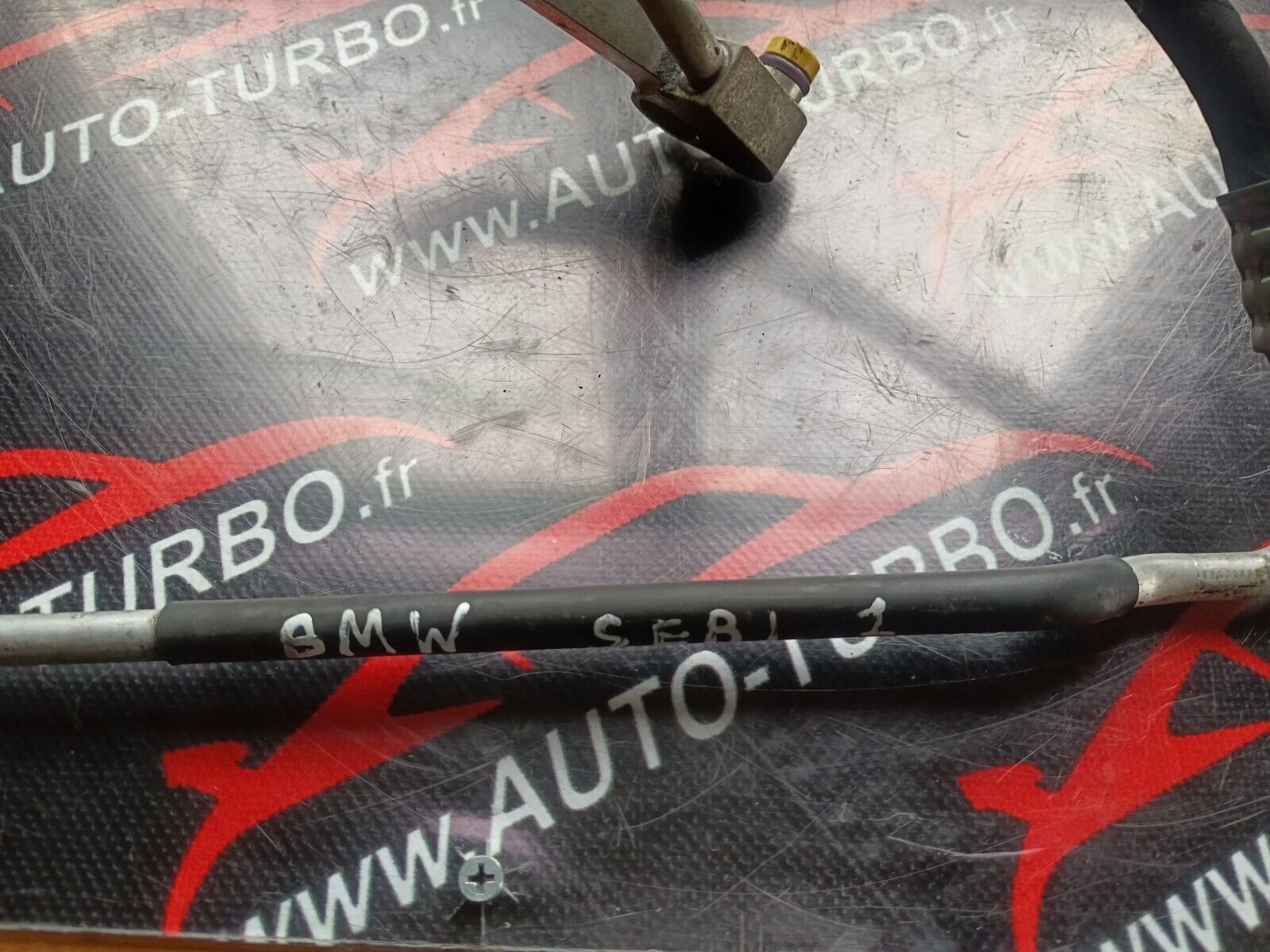 TUYAU DE CLIMATISATION BMW SERIE 1 REFERENCE: 64539151737
