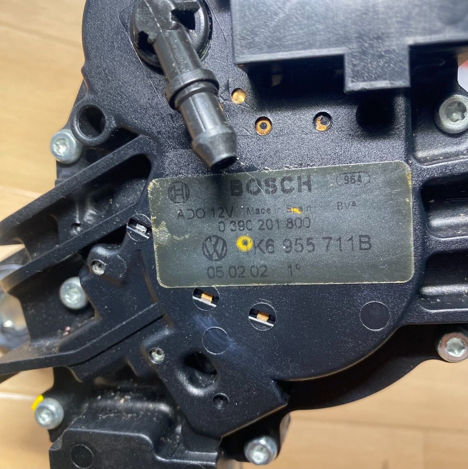 1K6955711B moteur essuie-glace arrière pour VOLKSWAGEN GOLF V