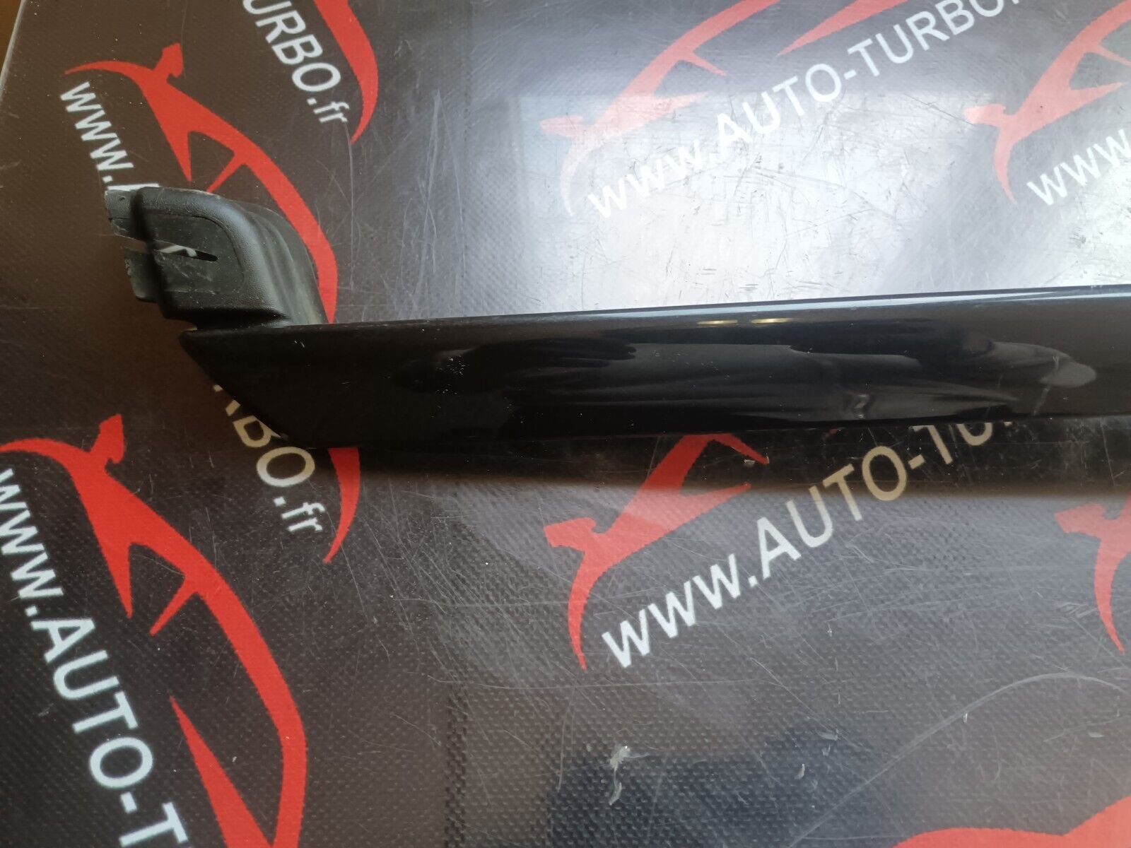 MOULURES AVANT CITROEN C4 REFERENCE: 96563474