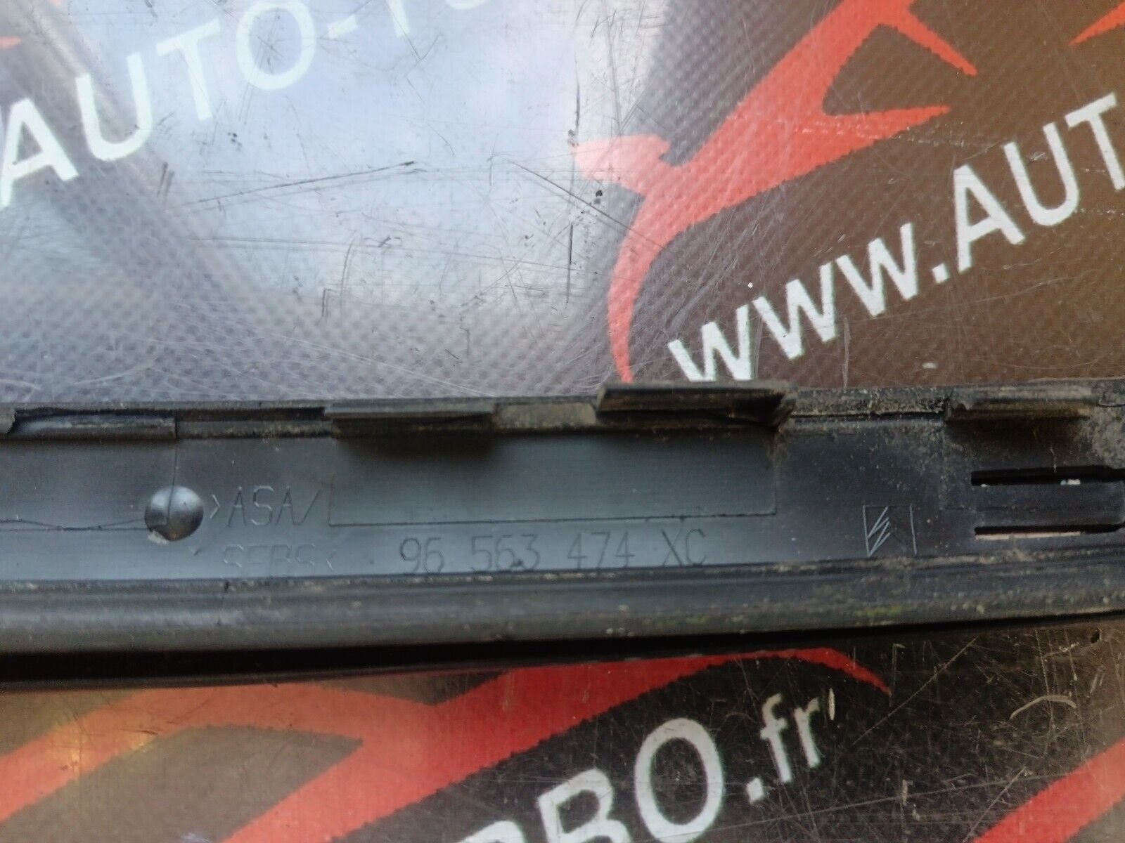 MOULURES AVANT CITROEN C4 REFERENCE: 96563474