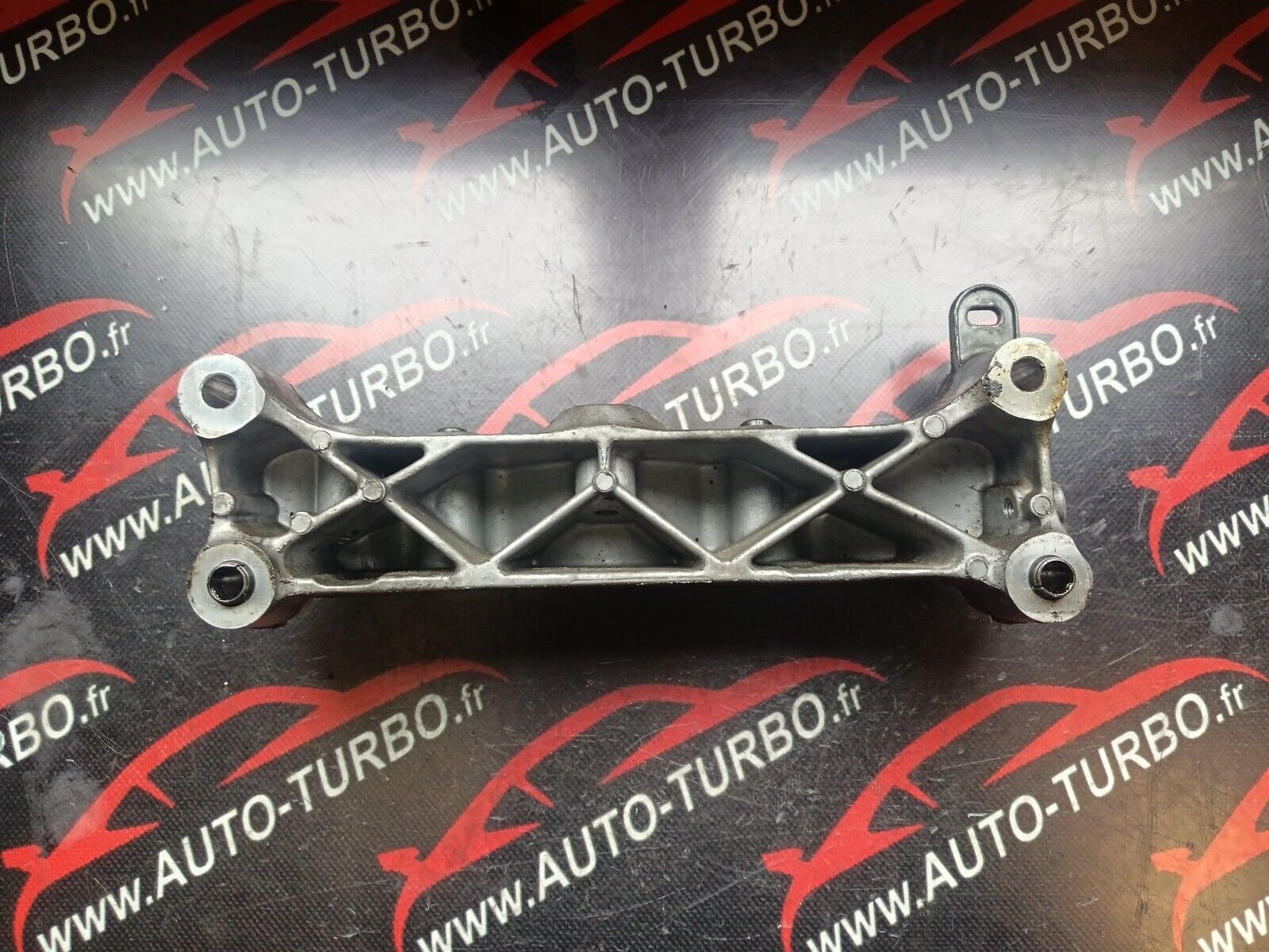 SUPPORT MOTEUR PEUGEOT 308 II REFERENCE: 9655923080