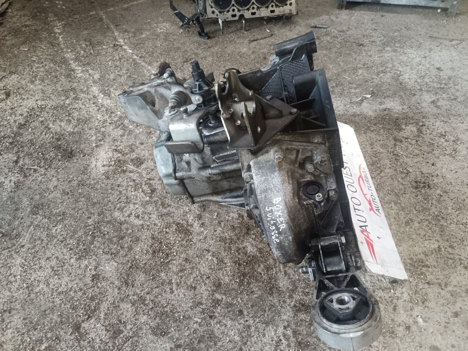 BOITE DE VITESSES BOXER JUMPER DUCATO 5 VITESSES 2.2HDI REFERENCE: 20UM55