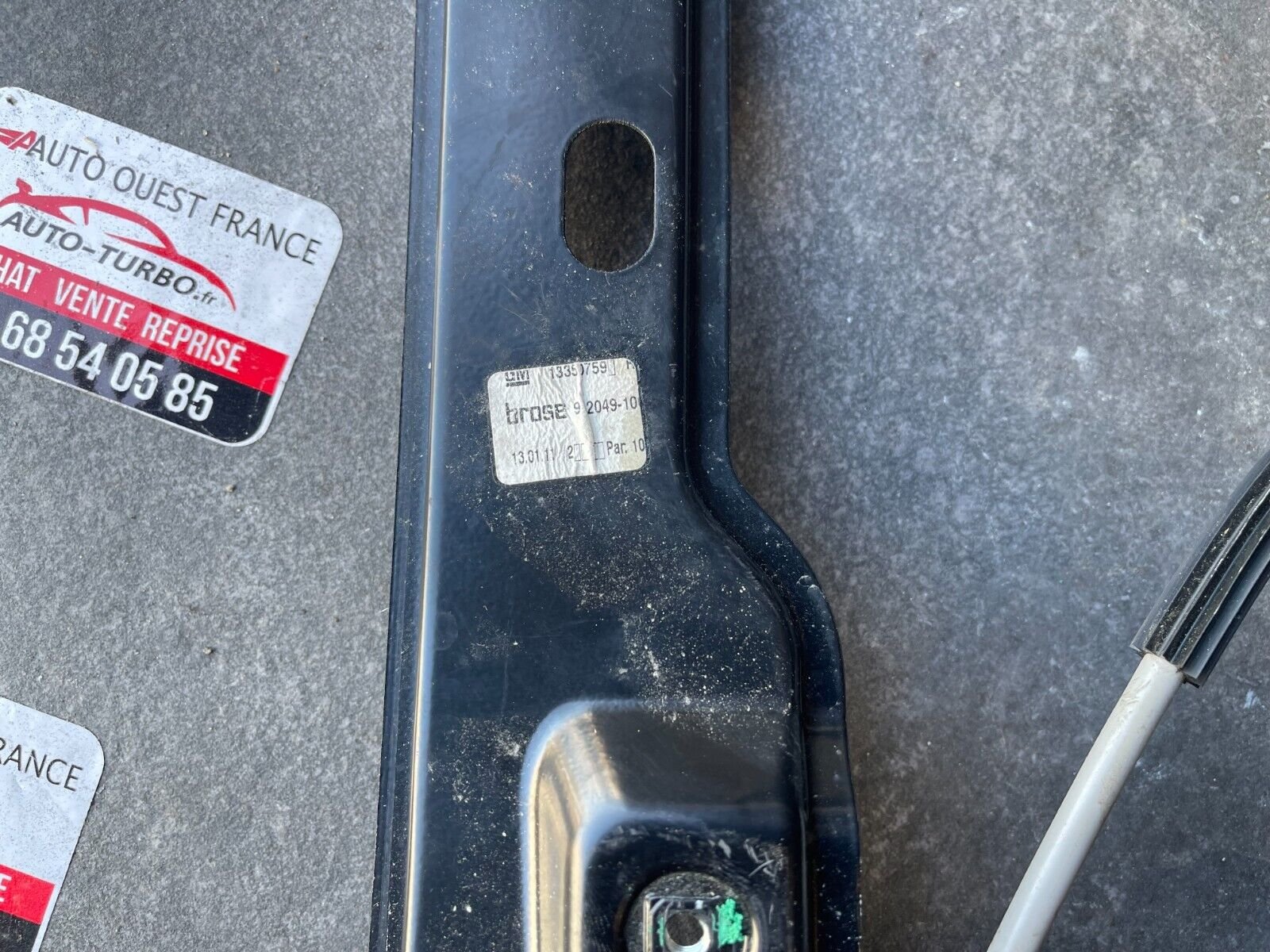 SYSTEME LEVE VITRE AVANT DROIT OPEL ASTRA J REFERENCE: 13350759