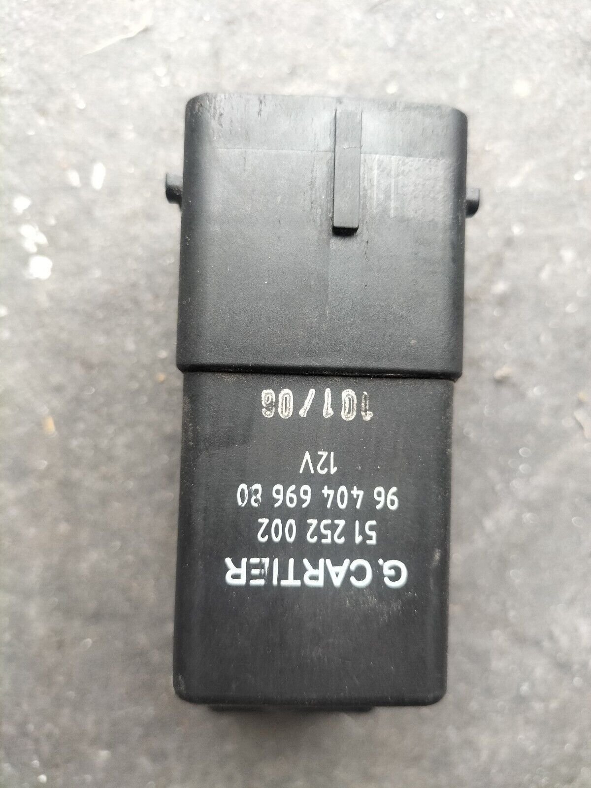 BOITIER DE PRECHAUFFAGE PEUGEOT 9640469680