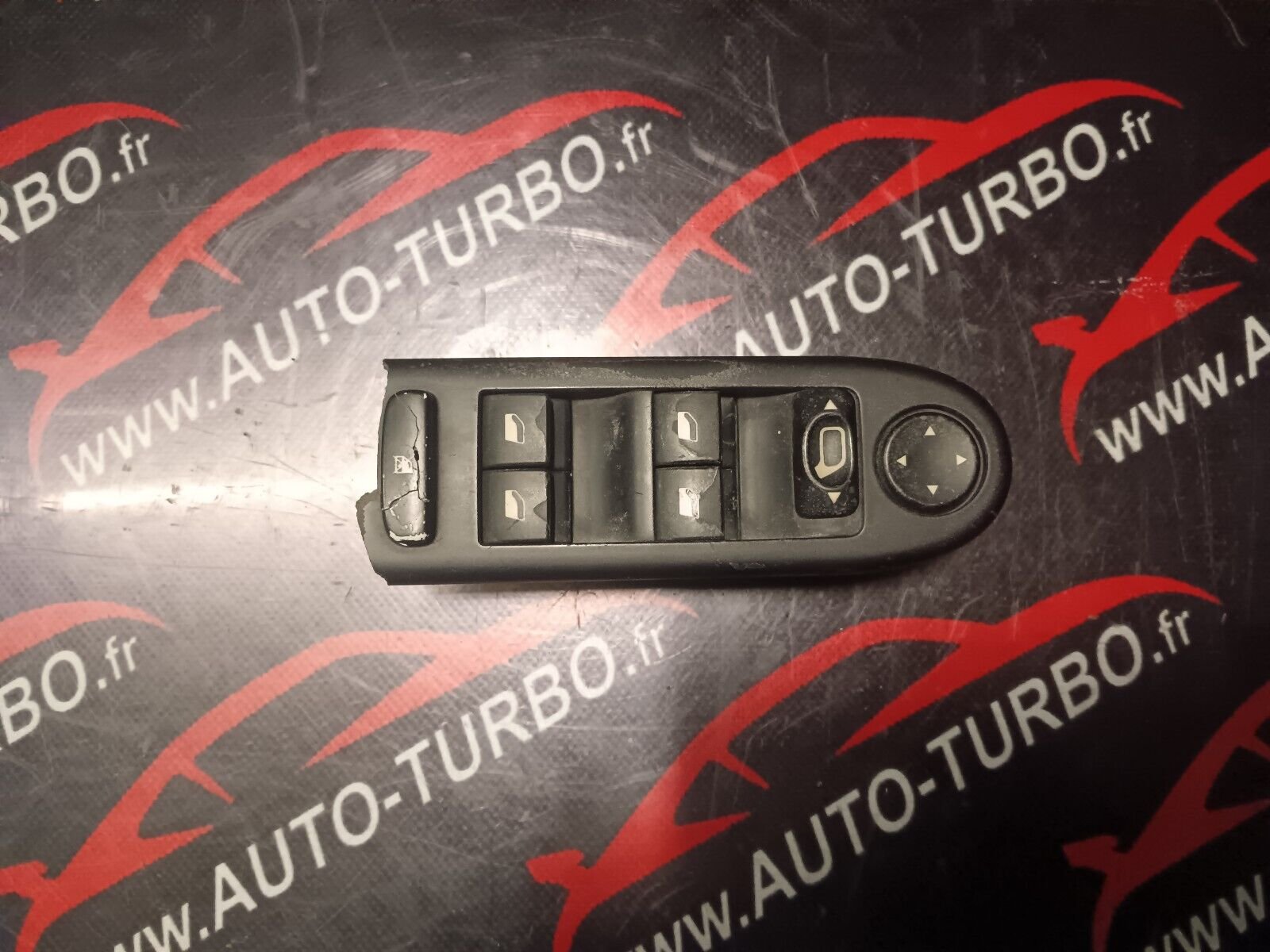 COMMANDE BOUTONS LEVE VITRE AVANT GAUCHE PEUGEOT 407 REFERENCE: 53269704