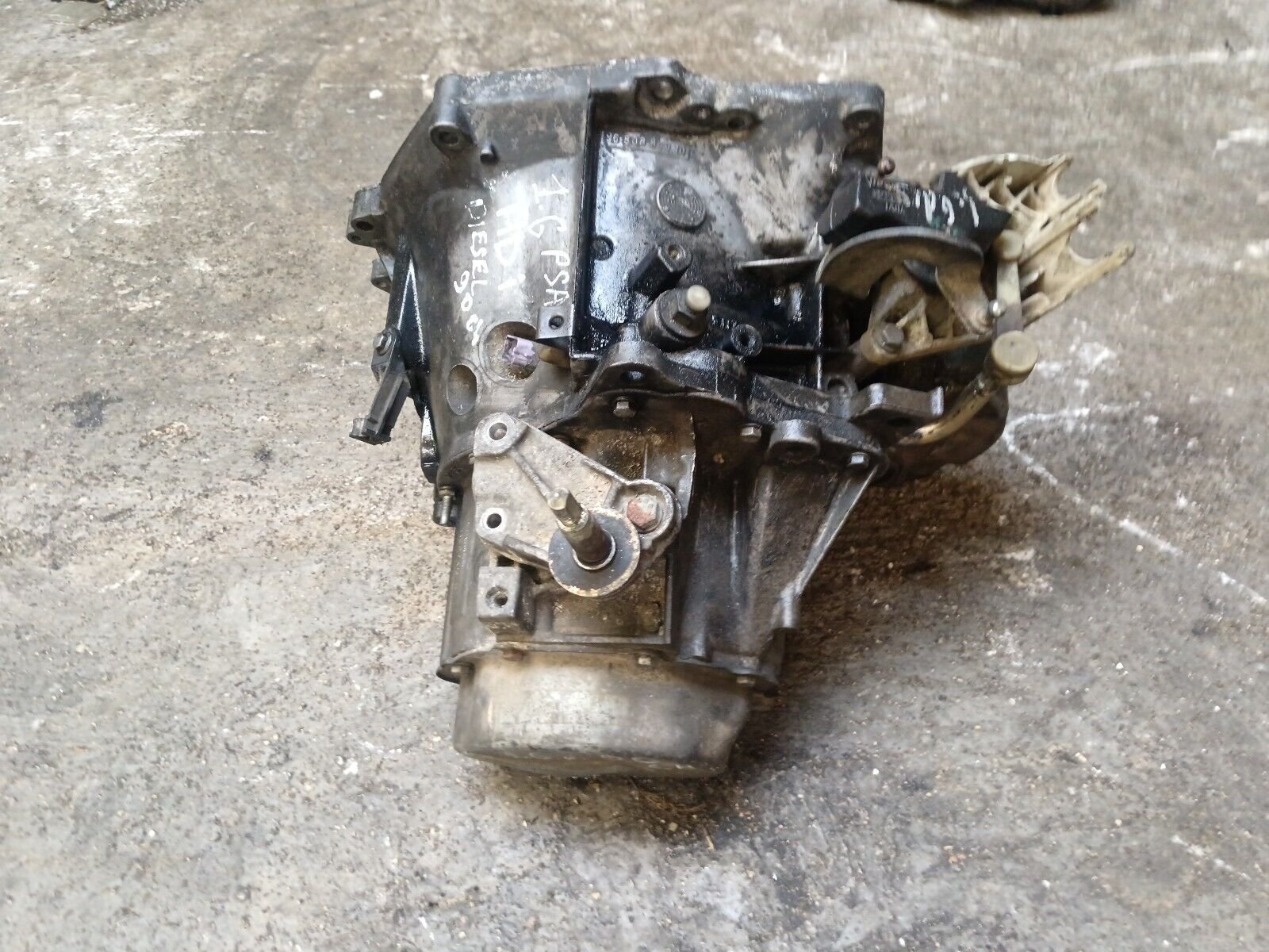 BOITE DE VITESSES PSA 1.6HDI 90 CH 20DM69 REFERENCE: 9680886910