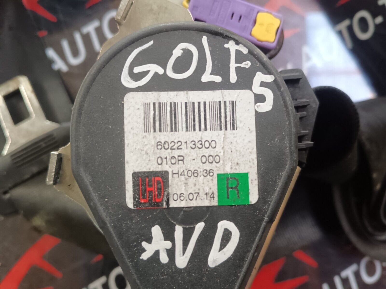 CEINTURE DE SECURITE AVANT DROIT VOLKSWAGEN GOLF V REFERENCE: 602213300