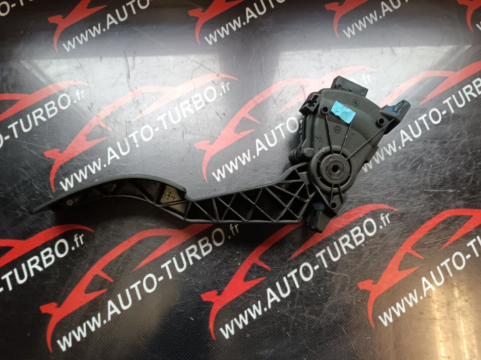 PEDALIER D'ACCELERATEUR ALFA ROMEO 159 REFERENCE: 60695128